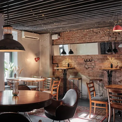 Интерьерная мебель в Letter D bar